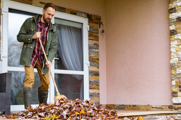 Best Commercial Cleanout Services  in Woodville, CA